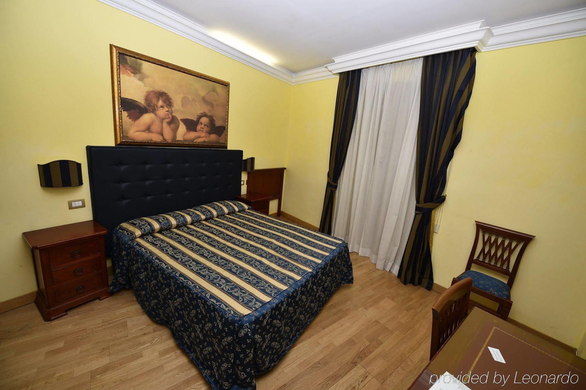 Hotell Augustus *